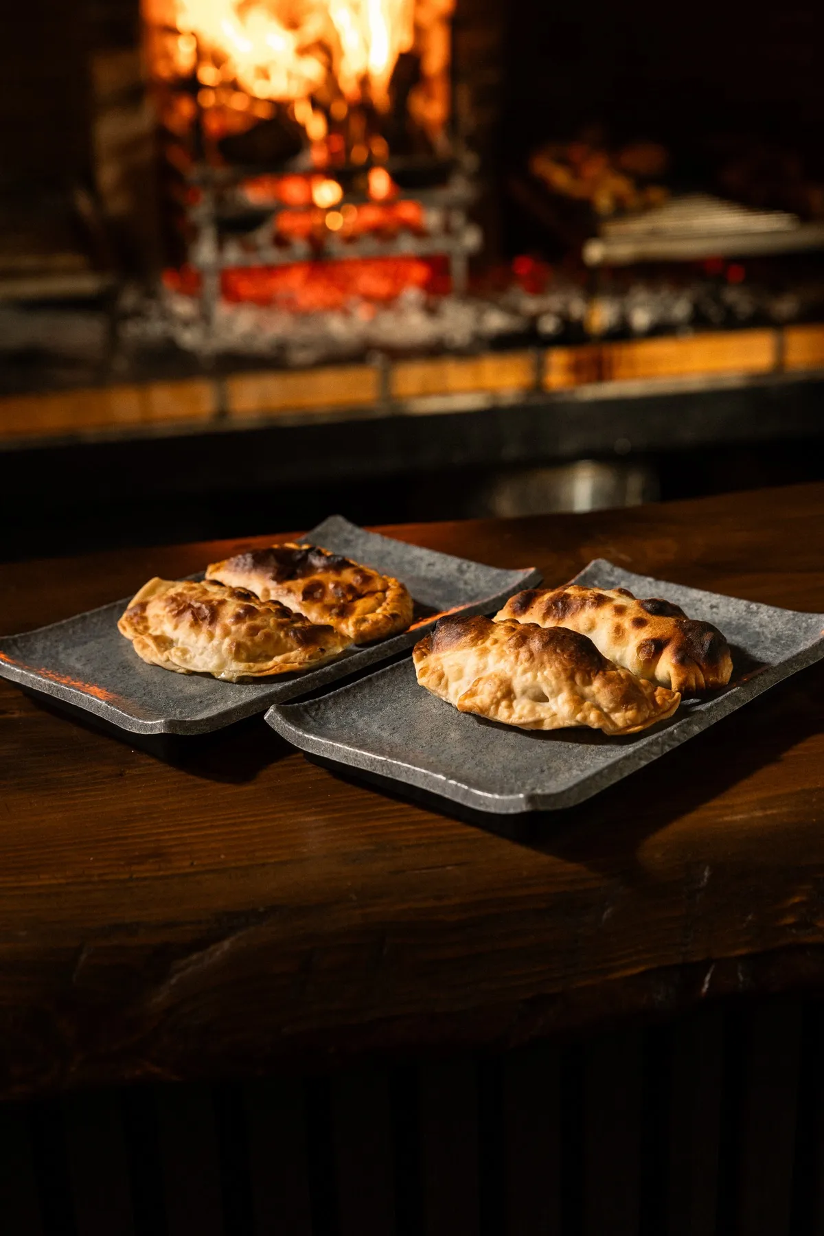 Empanadas davanti alla brace